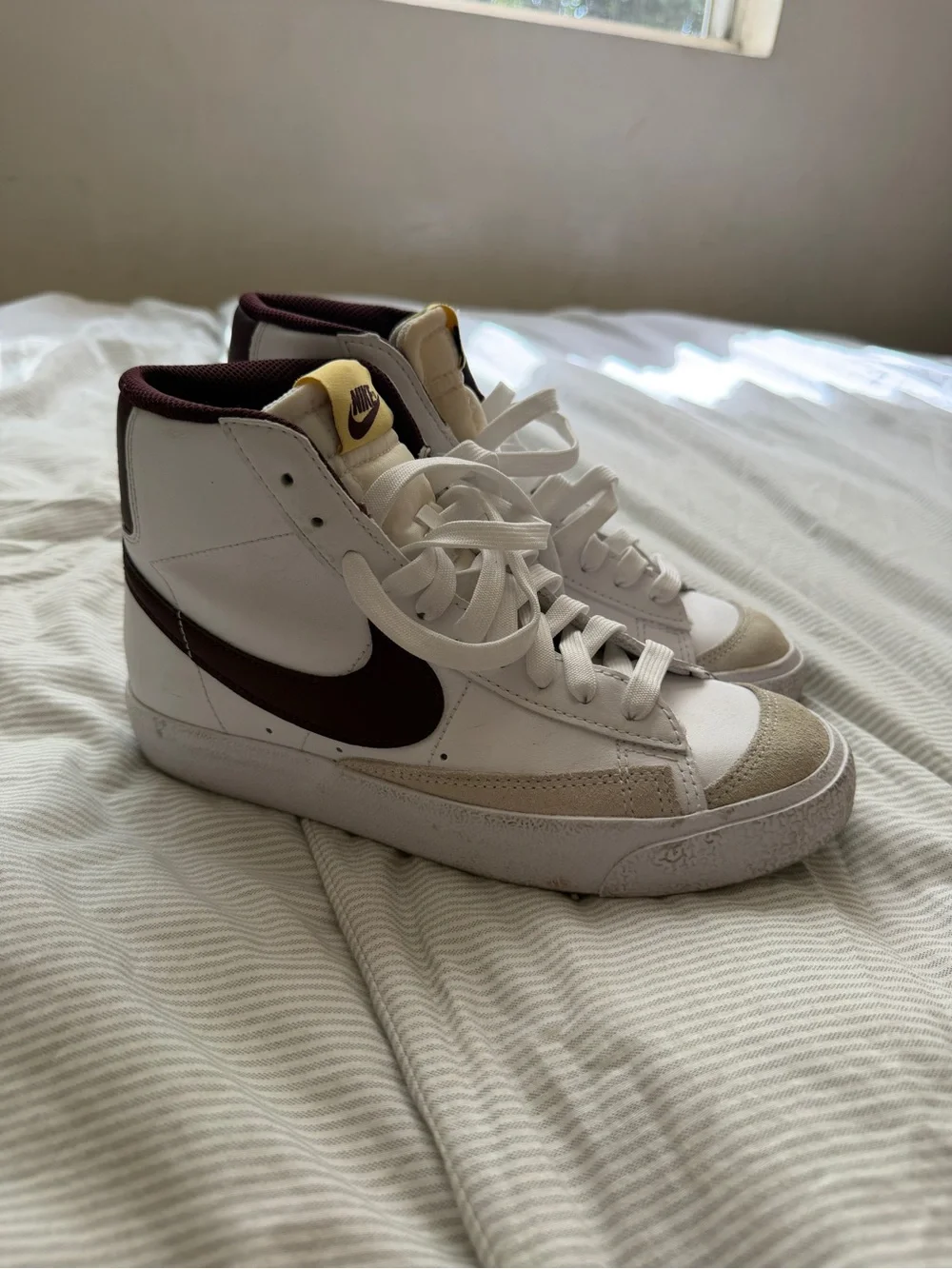 Nike High-Top Sneakers in White and Burgundy